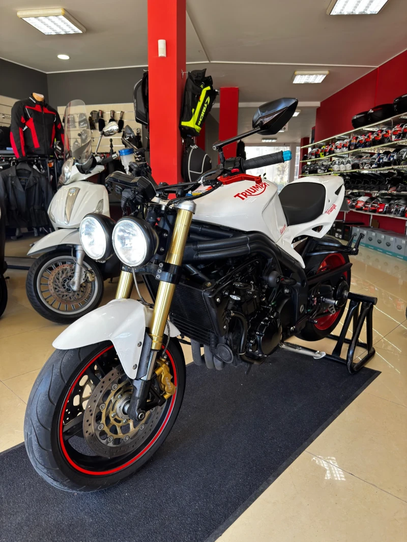 Triumph Speed Triple Triumph Speed Triple 1050, снимка 2 - Мотоциклети и мототехника - 52411281