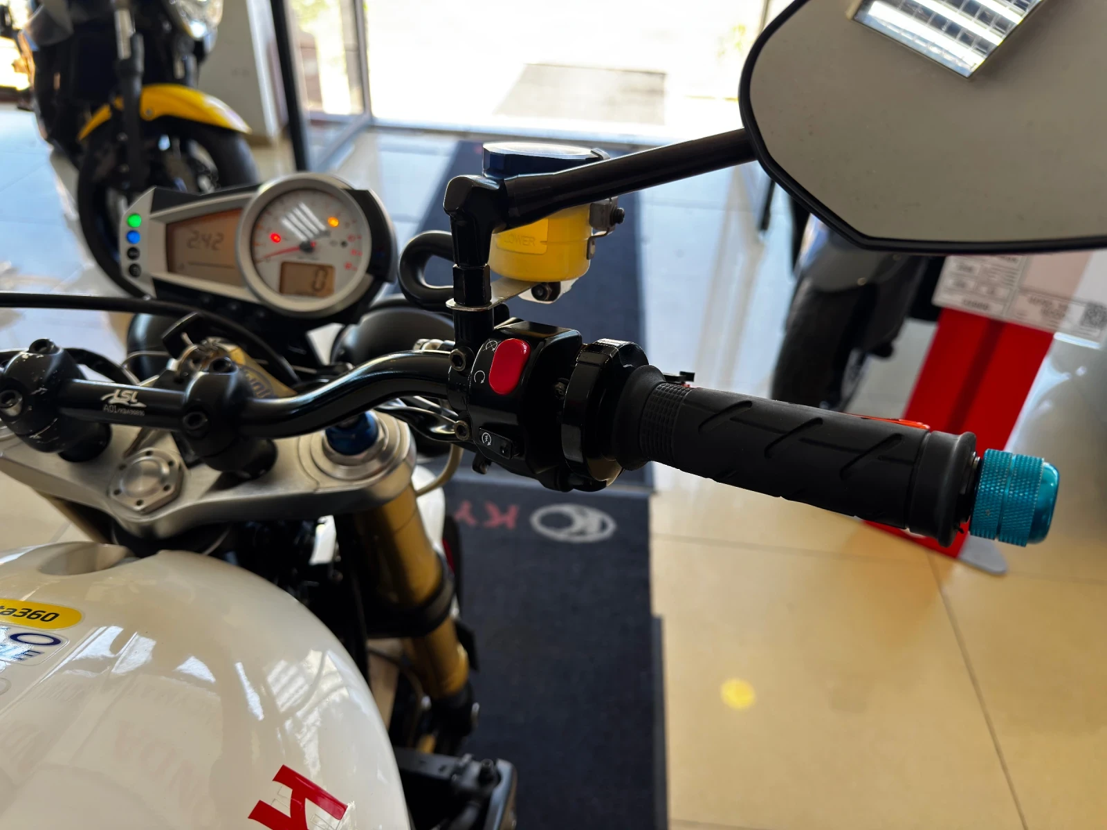 Triumph Speed Triple Triumph Speed Triple 1050 | Mobile.bg   12