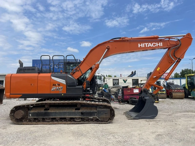 Багер Hitachi ZX 210 LC-7, снимка 4 - Индустриална техника - 45730269