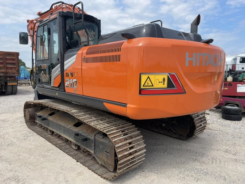 Багер Hitachi ZX 210 LC-7, снимка 12 - Индустриална техника - 45730269