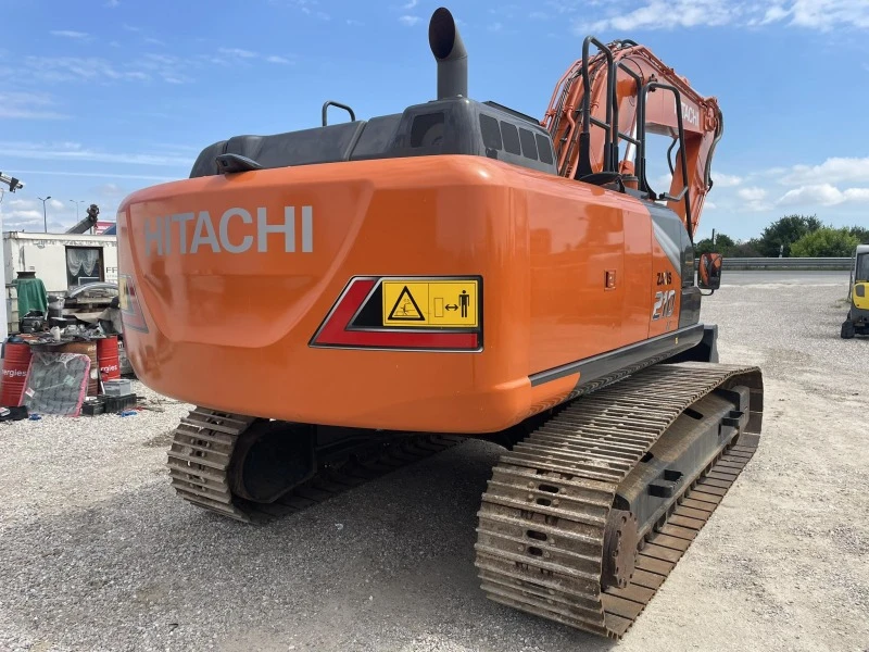 Багер Hitachi ZX 210 LC-7, снимка 3 - Индустриална техника - 45730269