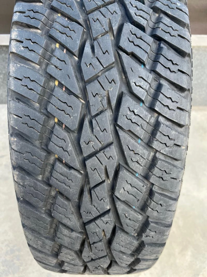 Гуми Всесезонни 265/70R17, снимка 3 - Гуми и джанти - 31213324