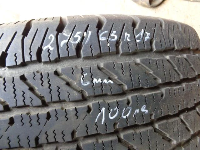 Гуми Зимни 275/65R17, снимка 1 - Гуми и джанти - 18314314