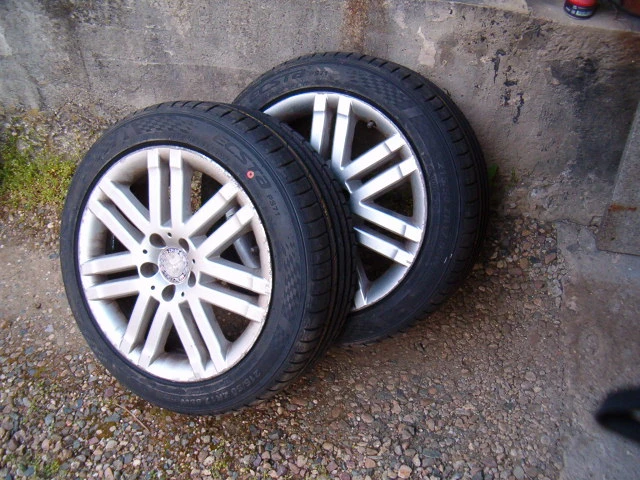 Гуми с джанти Kumho 215/50R17, снимка 4 - Гуми и джанти - 54251769