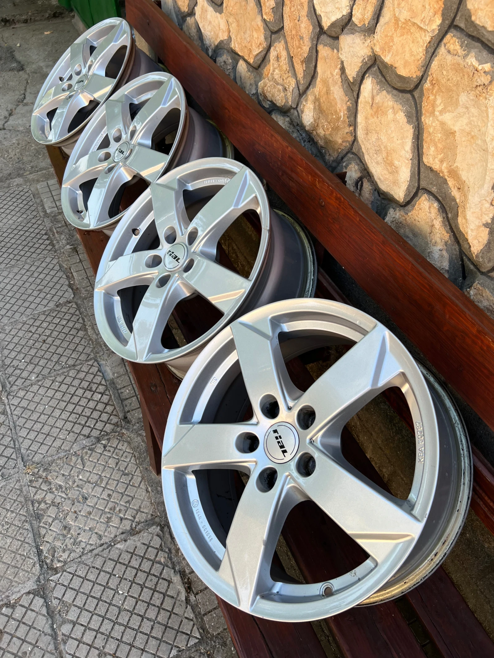 ������ | Mobile.bg � ����������� 5